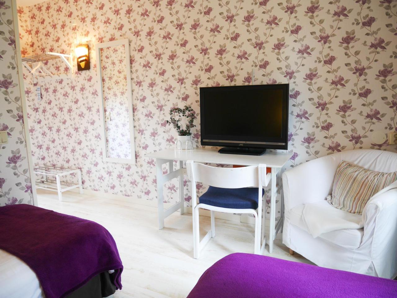Villa Gladtjaern 스메예바켄 시 외부 사진